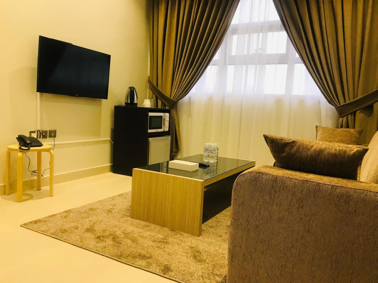 Grand Dahlia Hotel Apartment - Sabah Al Salem Kuwait City Exterior foto